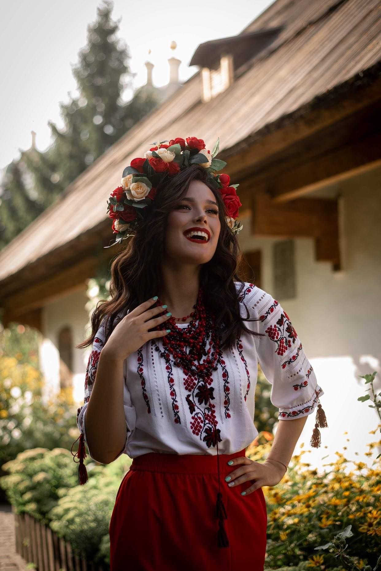 Women’s necklaces in Ukrainian culture