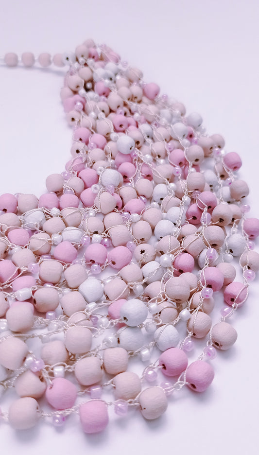 Necklace with matte beads in the color of pink hydrangea