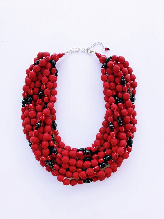 Red and black matte-glossy necklace