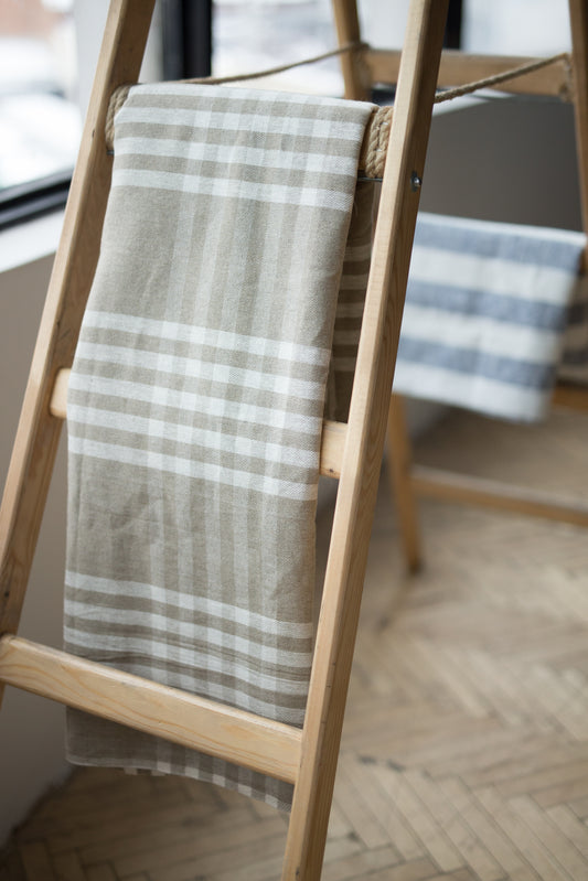 Timeless Linen Elegance Table Cloth