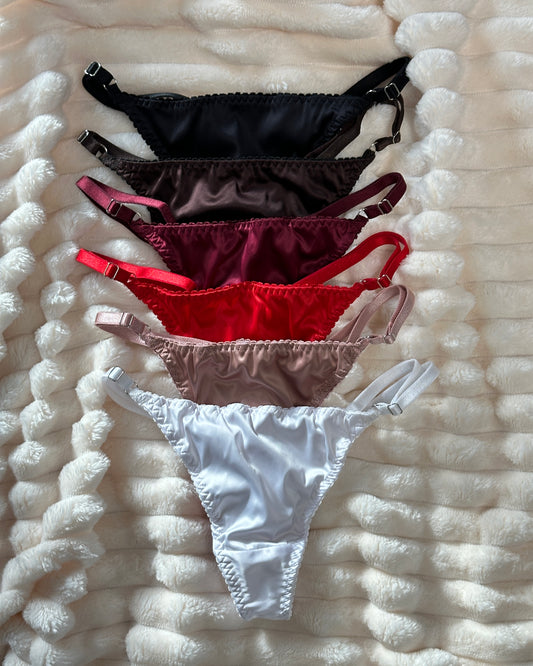 Set of satin panties (6 pcs)