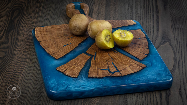 Oak blue serving board with handle